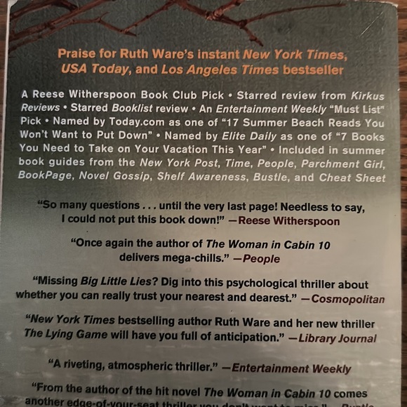 Book bundle - Picture 2 of 4